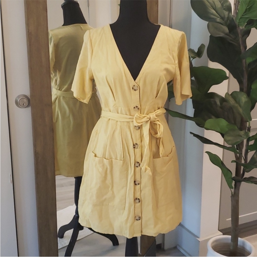 A&F yellow button dress